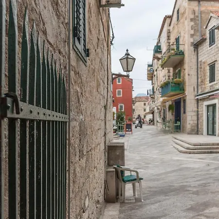 Heritage Palace Listun Makarska Exterior photo