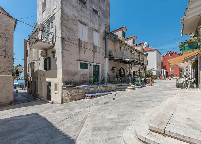 Heritage Palace Listun