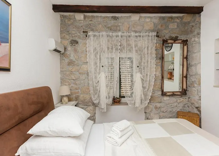 Heritage Palace Listun