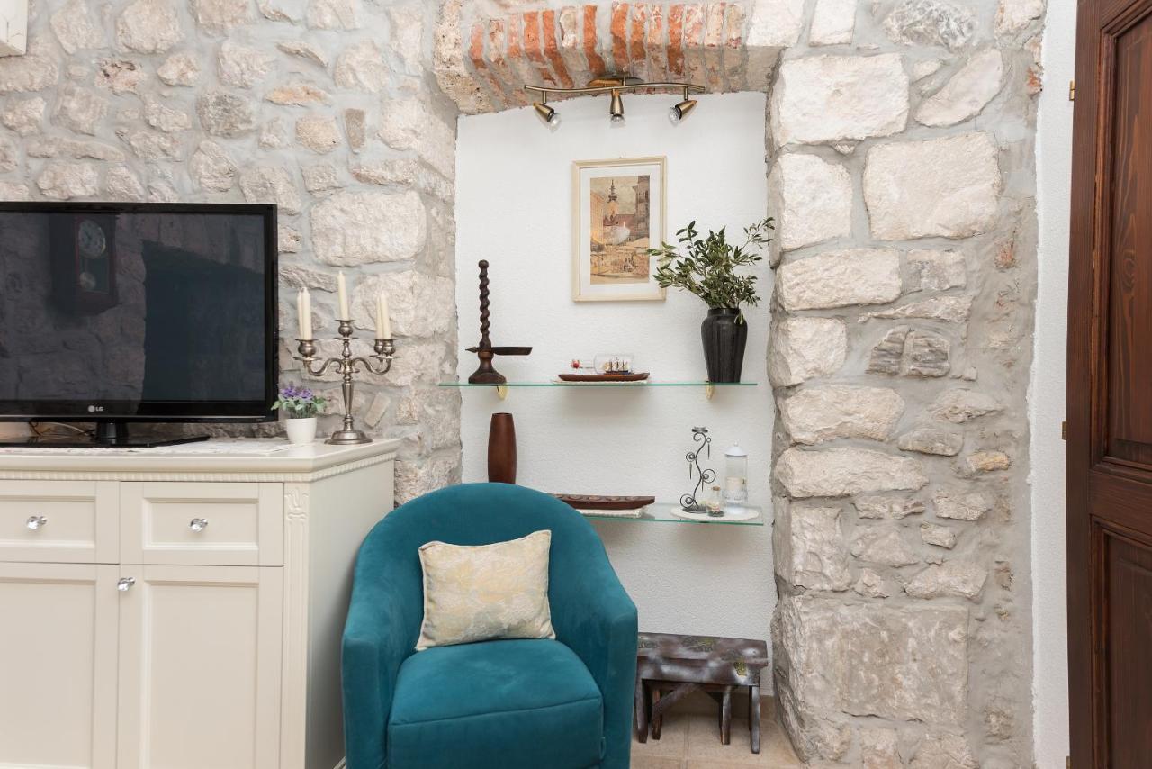 Heritage Palace Listun Apartment Makarska