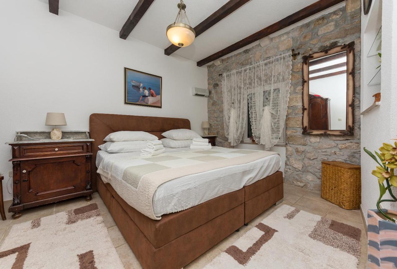 Heritage Palace Listun * Makarska